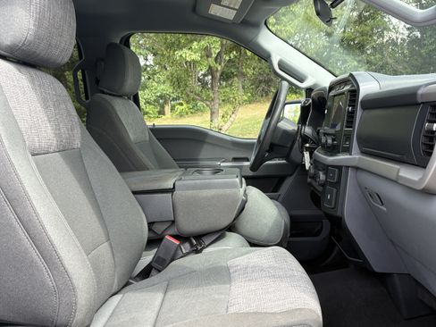 Used 2023 Ford F150 XLT w/ Trailer Tow Package AWD/4WD image 12