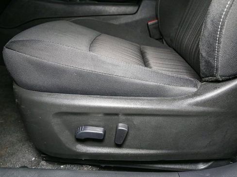 Used 2025 Nissan Altima 2.5 SV image 32