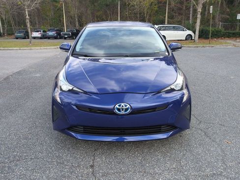 Certified 2016 Toyota Prius Three image 9