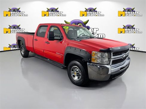 Used 2007 Chevrolet Silverado 2500 LT w/ Snow Plow Prep Package image 3