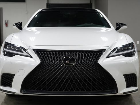 Used 2022 Lexus LS 500 w/ Interior Upgrade Package RWD image 8