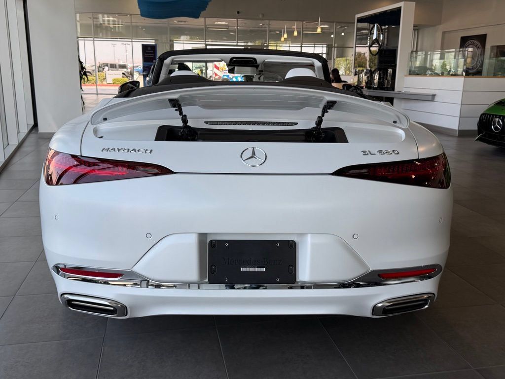 New 2026 Mercedes-Benz Maybach SL 680 image 9