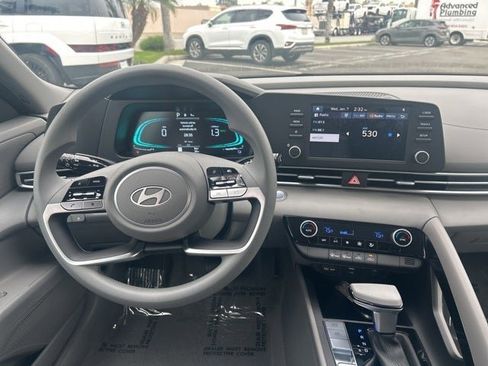 New 2026 Hyundai Elantra Blue image 12