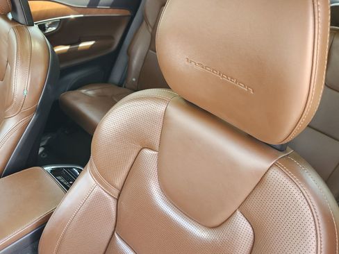 Used 2018 Volvo XC90 T6 Inscription w/ Convenience Package image 24