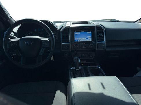 Used 2016 Ford F150 XLT w/ Equipment Group 302A Luxury image 12