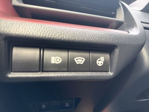 Used 2024 Toyota Prius Prime FWD image 18