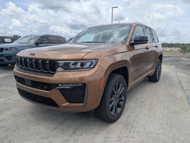 New 2026 Jeep Grand Cherokee Limited AWD/4WD image 8