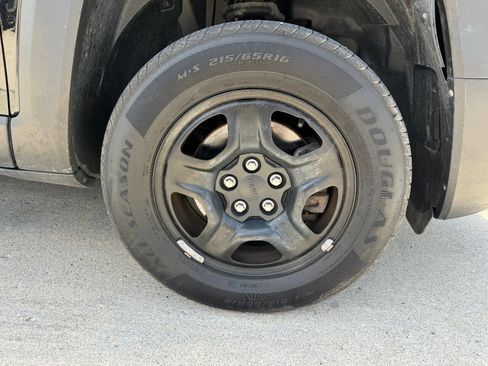 Used 2018 Jeep Renegade Sport w/ Power & Air Group image 22