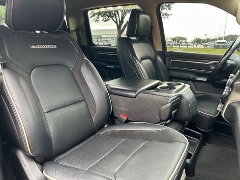 Used 2020 RAM 1500 Laramie AWD/4WD image 15