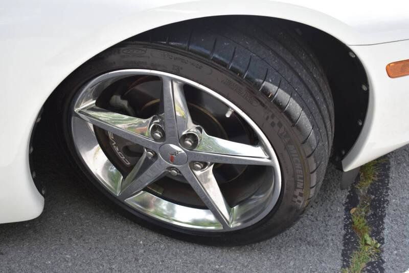 Used 2012 Chevrolet Corvette Coupe w/ Battery Protection Package RWD image 26