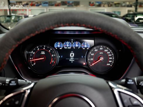 Used 2023 Chevrolet Camaro ZL1 image 89