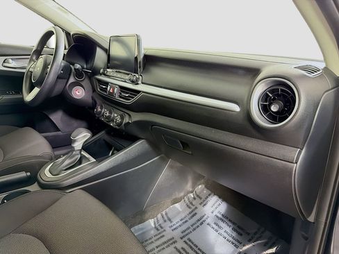 Used 2024 Kia Forte LXS image 28