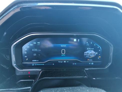 Used 2022 Chevrolet Silverado 1500 LT AWD/4WD image 16