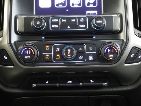 Used 2018 Chevrolet Silverado 1500 LT w/ All Star Edition image 7