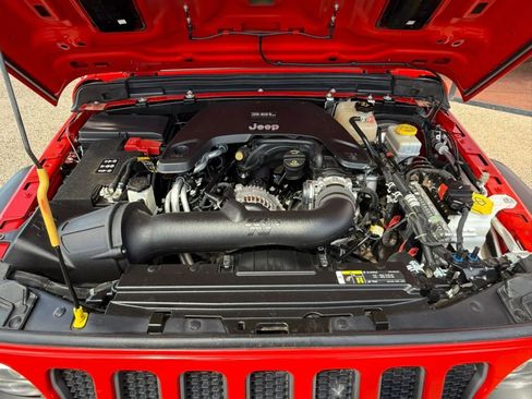 Used 2020 Jeep Wrangler Unlimited Rubicon AWD/4WD image 24