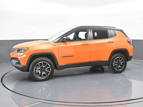New 2026 Jeep Compass Trailhawk image 2