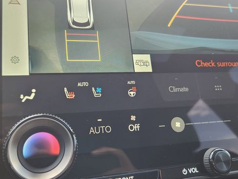 Certified 2025 Lexus RX 350 image 28