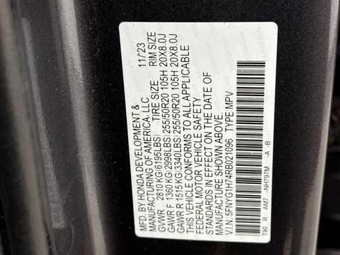 Used 2024 Honda Pilot Touring image 28