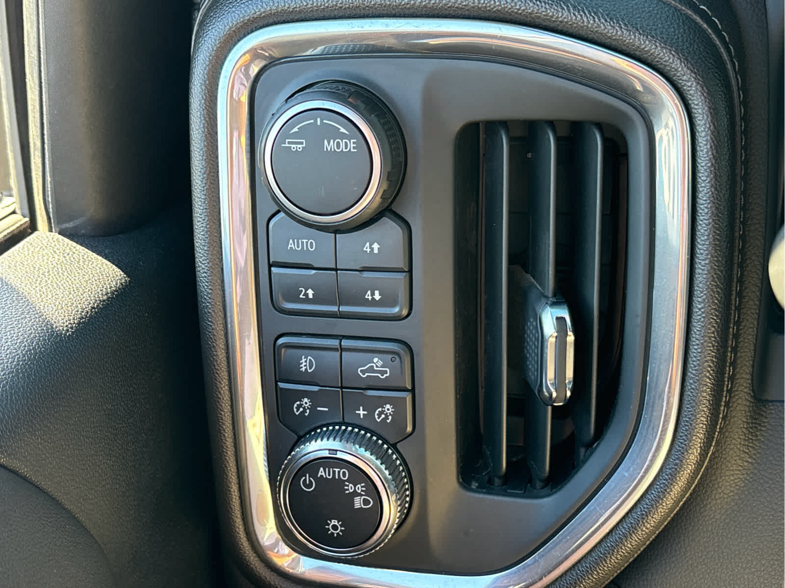 Used 2022 GMC Sierra 2500 SLE w/ SLE Convenience Package AWD/4WD image 21