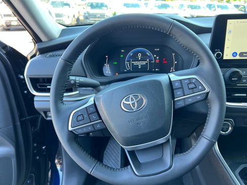 New 2026 Toyota Grand Highlander AWD Hybrid image 21