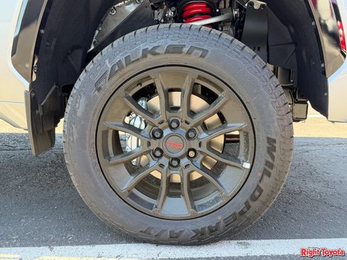 New 2026 Toyota Tundra Platinum AWD/4WD image 11