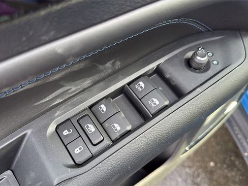 New 2026 Jeep Compass Limited image 24