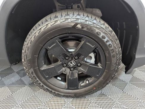 New 2026 Honda Ridgeline Black Edition image 10