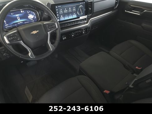 Used 2023 Chevrolet Silverado 1500 LT w/ Protection Package AWD/4WD image 13