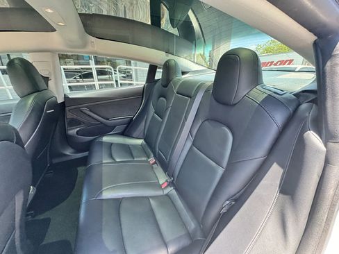 Used 2021 Tesla Model 3 Standard Range Plus RWD image 14