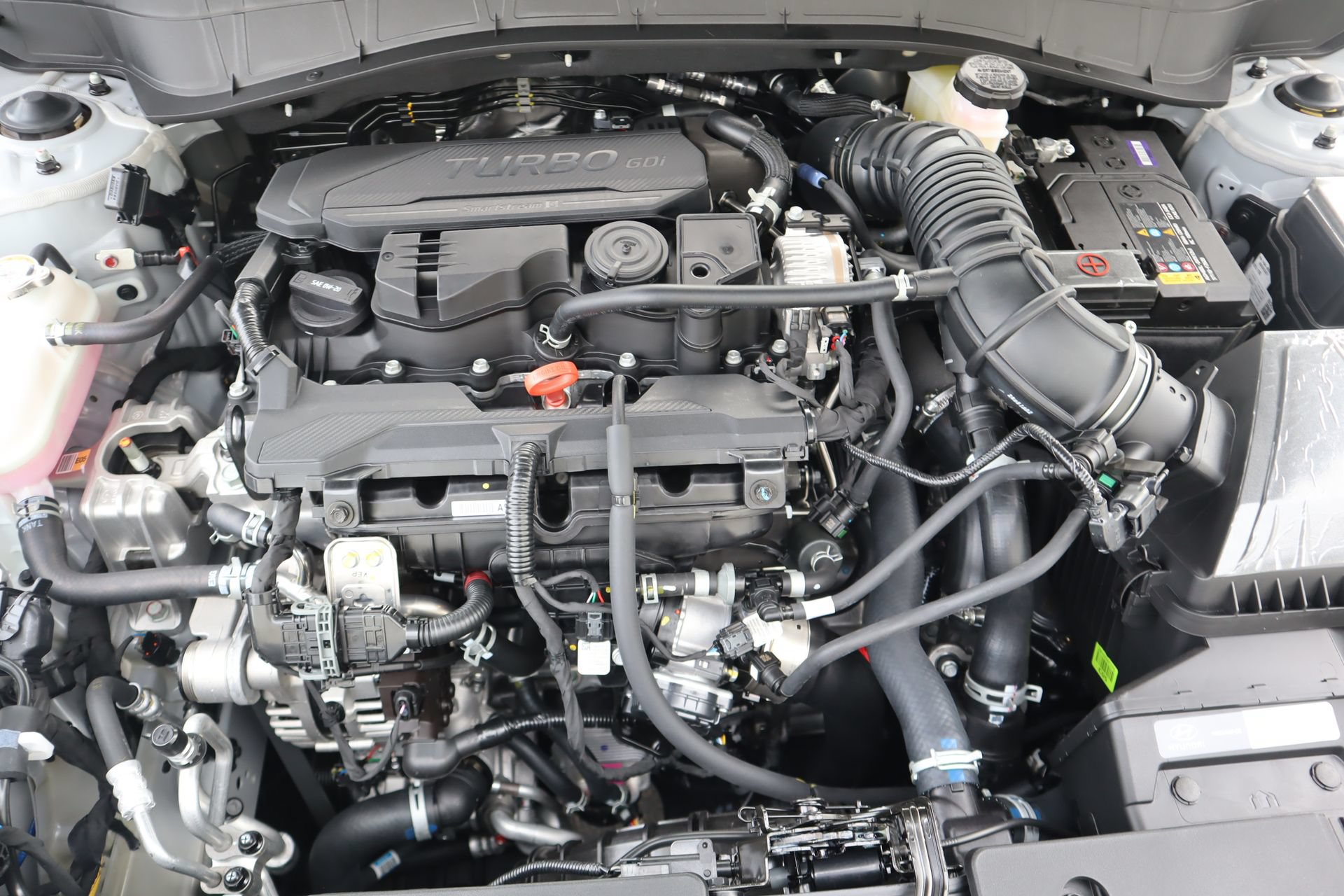 New 2027 Hyundai Kona Limited FWD image 6