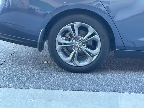 Used 2024 Honda Accord EX image 11