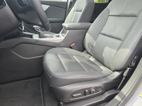 Certified 2023 Chevrolet Blazer LT FWD image 31