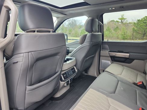 Used 2024 Ford F150 Platinum w/ Equipment Group 703A Plus image 14