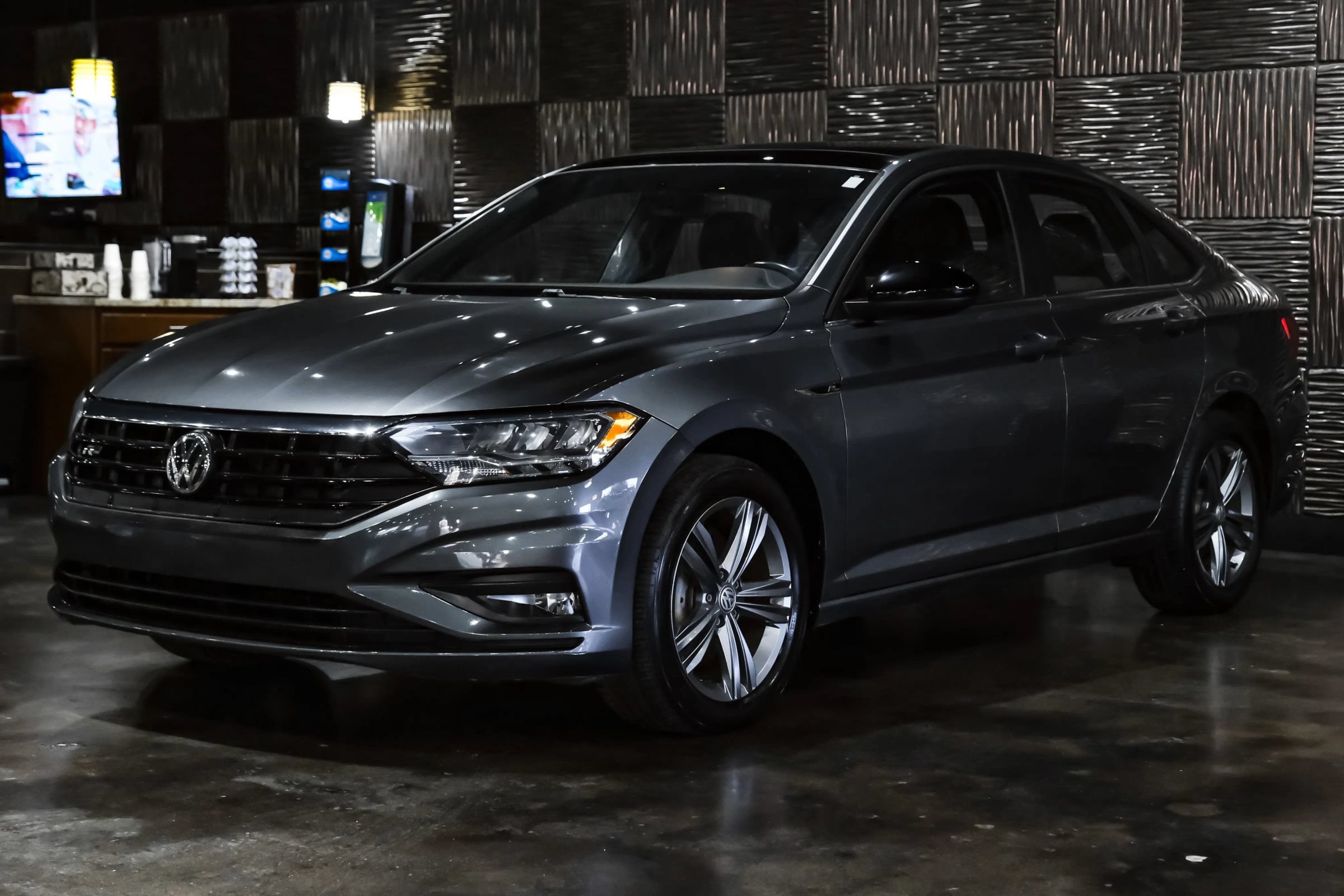 Used 2019 Volkswagen Jetta R-Line FWD image 7
