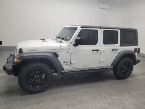 Used 2019 Jeep Wrangler Unlimited Sport S AWD/4WD image 2