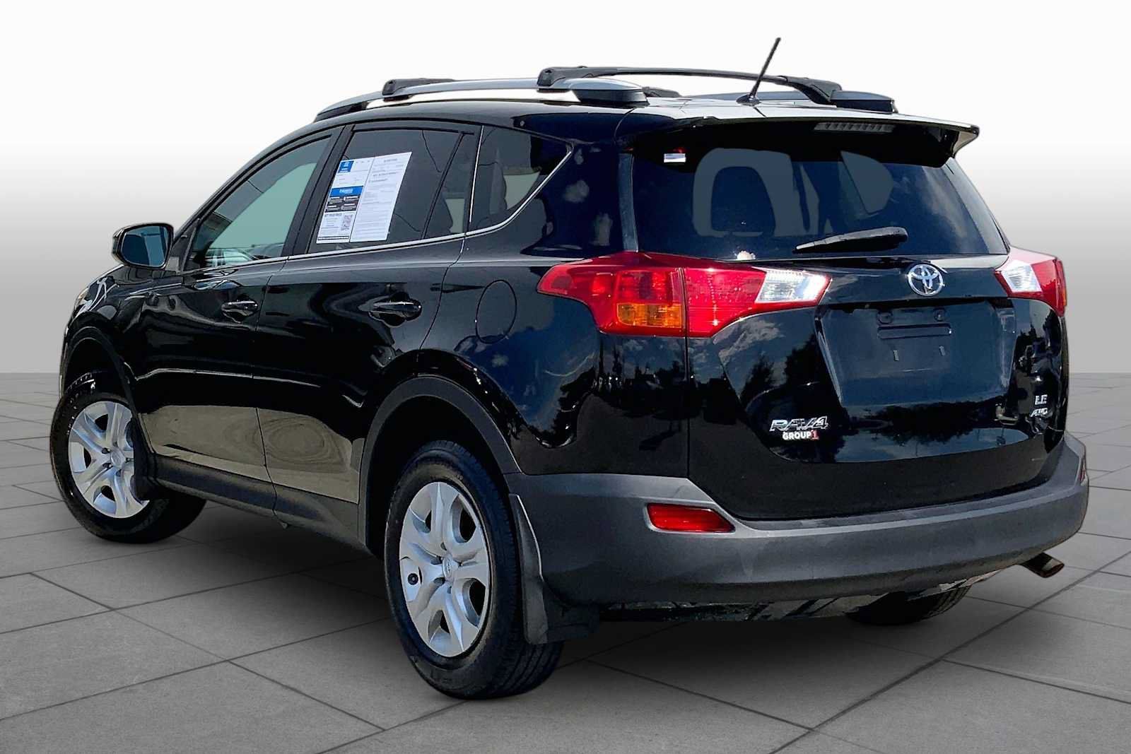 Used 2014 Toyota RAV4 LE AWD/4WD image 11
