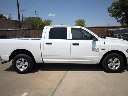 Used 2024 RAM 1500 Tradesman w/ Popular Equipment Group AWD/4WD image 4