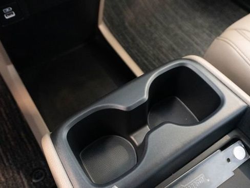 Used 2024 Honda Odyssey EX-L image 30