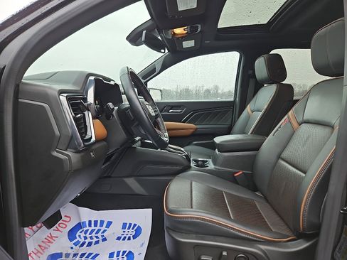 Certified 2024 GMC Canyon AT4 w/ AT4 Premium Package image 13