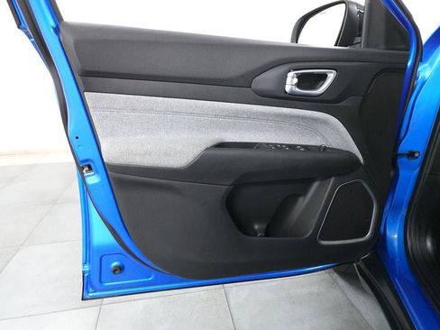 Used 2022 Jeep Compass Latitude image 21