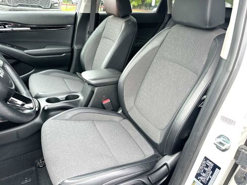 Used 2025 Kia Seltos S image 17