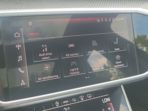 Used 2022 Audi RS 6 AWD/4WD image 29