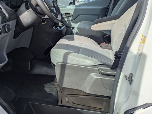 Used 2019 Ford Transit 350 XLT image 11