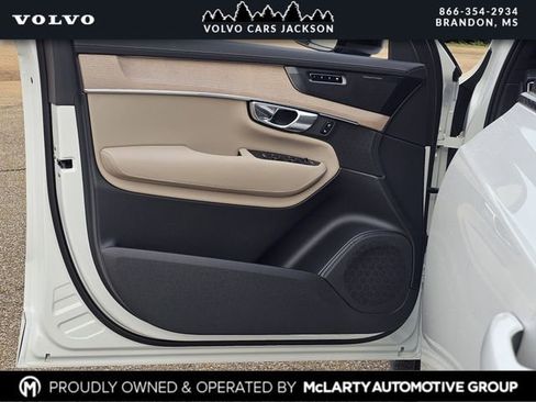New 2026 Volvo XC90 B6 Ultra w/ Lounge Package AWD/4WD image 12