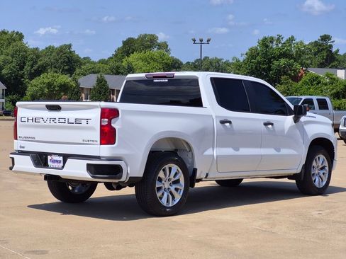 Used 2022 Chevrolet Silverado 1500 Custom RWD image 6