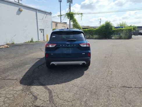 Used 2020 Ford Escape SE FWD image 20