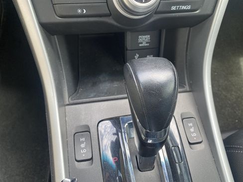 Used 2015 Honda Accord Touring image 22