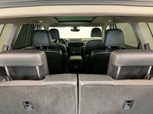 Used 2021 Volkswagen Atlas SEL R-Line image 14