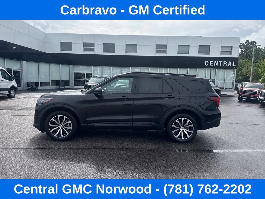 Used 2025 Ford Explorer ST-Line AWD/4WD image 2