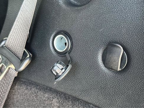 Used 2022 Dodge Durango GT image 40